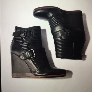 Dolce Vita Black Moto boot sz 8